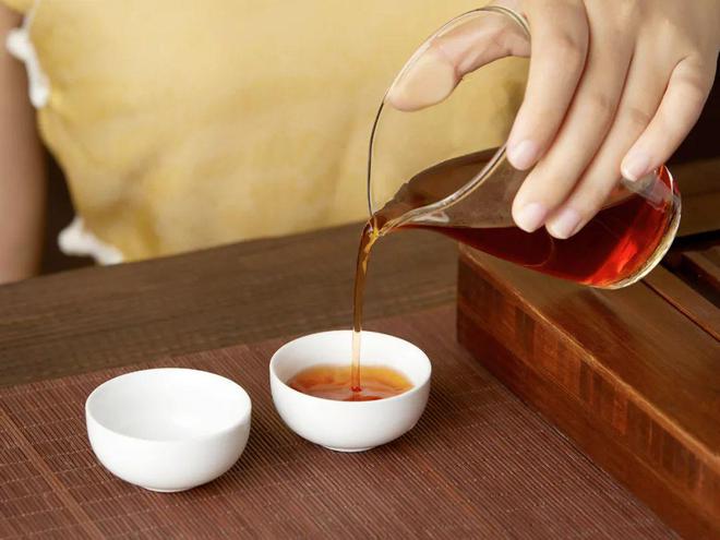 非凡体育茶与茶器专场：2016年布朗古树茶、紫砂壶茶具套组、松花石茶盘……(图4)