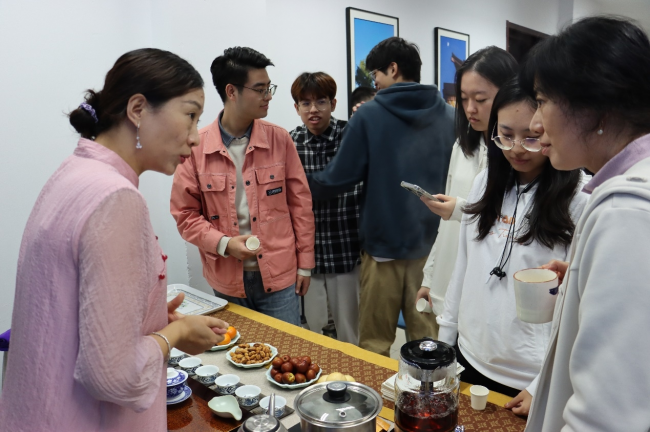 御茶园助力北京大学“一带一路”与中国非凡体育茶文化主题讲座(图3)